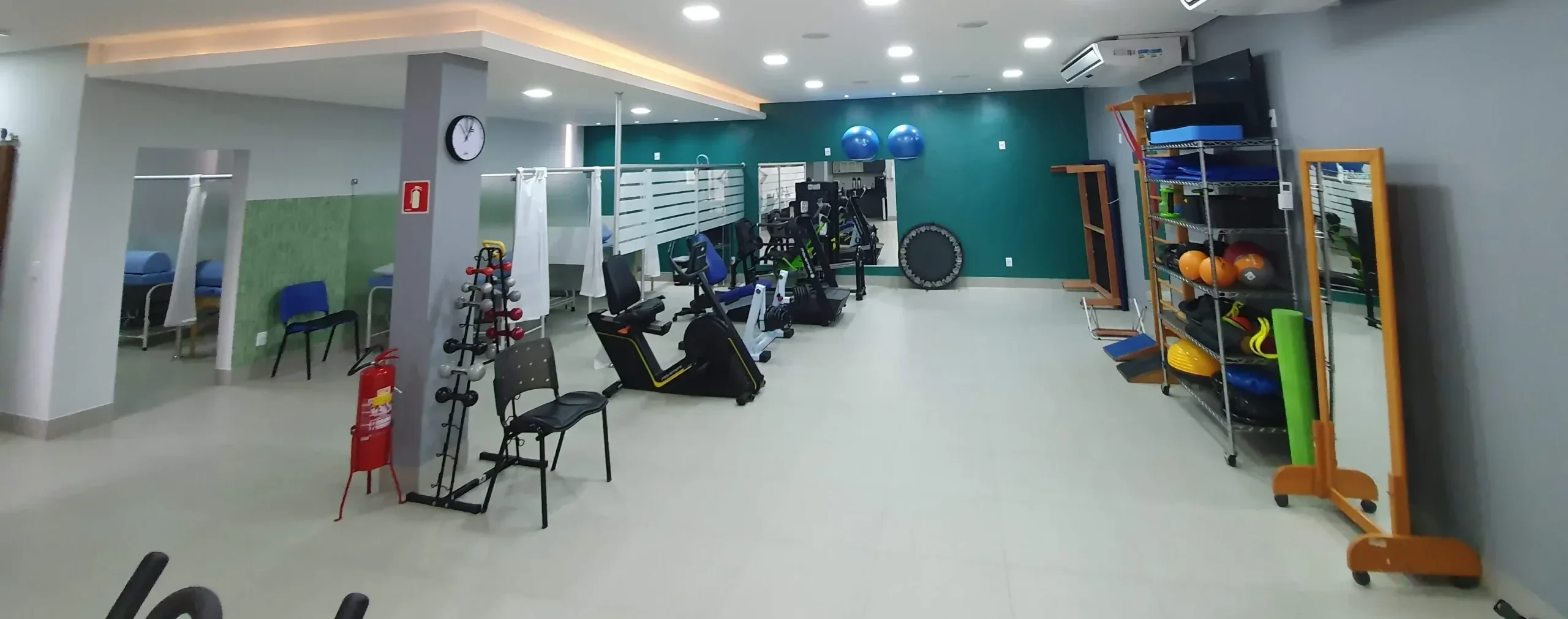 Salão de exercícios da Fisiomax